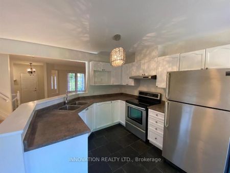 For Lease - 11 Cedar Park Street, Carlington - Central Park, Ontario - Photo 2