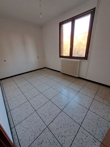 Location appartement 4 pièces, 94.60m², Limoux - Photo 2