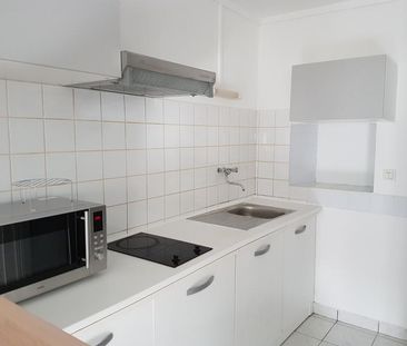 Location Appartement 1 pièce 28m² - Photo 2