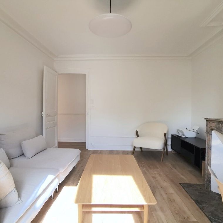 Tout savoir sur cet appartement dans le quartier Gros Caillou, à Paris 7ème - Photo 1