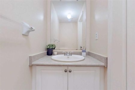 For Lease - 3256 Equestrian Crescent Unit# UPPER, Mississauga, Ontario - Photo 3