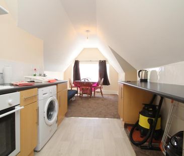 1 bedroom flat to rent - Photo 3