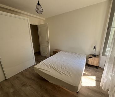 Location Appartement 3 pièces 55m² ROMANS SUR ISERE 26100 - Photo 4