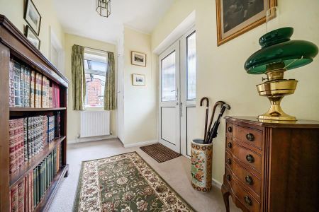 4 bedroom terraced house to rent - Photo 4