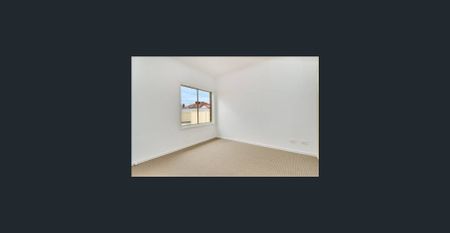 Low Maintenance Living on Rowney - Photo 2