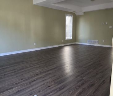 For Lease - 329 Edgehill Drive Unit# Lower, Barrie, Ontario - Photo 4