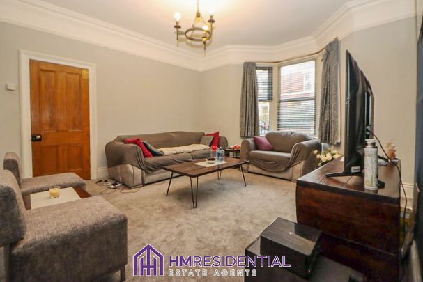 2 bedroom Ground Floor Flat for rent - Photo 1