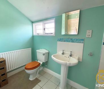 2 bedroom flat to rent - Photo 3