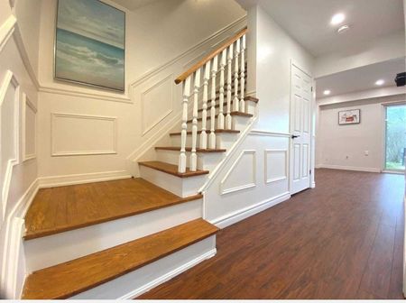 For Lease - 1261 Redbank Crescent, Oakville, Ontario - Photo 3