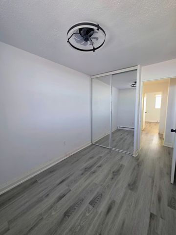 For Lease - 350 Quigley Road Unit# 724, Hamilton, Ontario - Photo 3