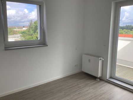 Nimm mich! 2-Zi DG-Wohnung mit 2 Balkonen - Foto 3