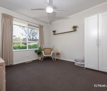 7 MacMillan Street, MOOROOLBARK - Photo 5