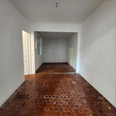 2 pièces - 60 m² - 2ème étage - Colocation non autorisée - Photo 1