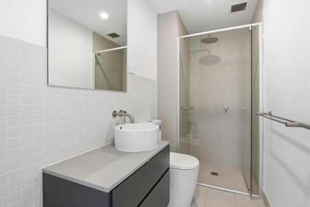 Skyline Living with Space, Style and Unmatched Convenience - Photo 4