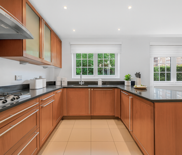 The Marlowes, St John’s Wood, London, NW8 6NA - Photo 3