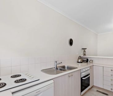 Unit 11/3 Boston Road, - Photo 1