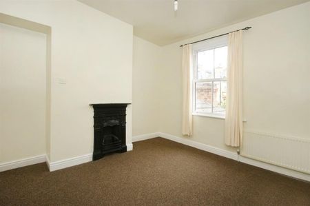 2 bedroom House To Let - Photo 2