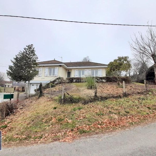 Location Maison 4 pièces 86m² ST JUST LE MARTEL 87590 - Photo 1