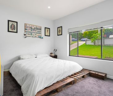 Lakeside Living! - Photo 3