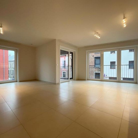 Appartement te huur - Photo 1