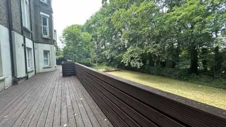 3 Bedroom Apartment To Let - Photo 2