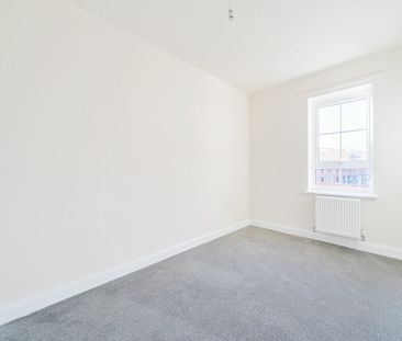 Southwold Drive, Peterborough, Hampton Beach - Photo 5