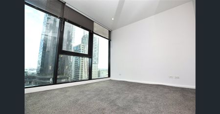 Location is everything - Photo 3