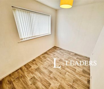 3 bedroom bungalow to rent Carroll Drive, ST3 - Photo 4