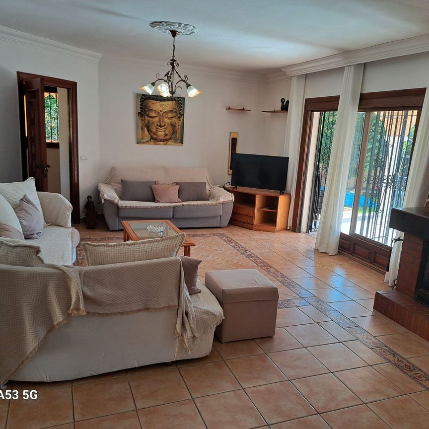 Casa o chalet de alquiler en Calle Melocotón, 66, El Rosario - Ricmar - Photo 1