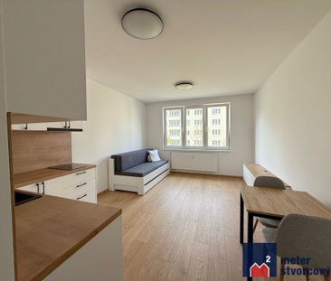 Prenájom zariadeného 1+kk | 29 m2 | Zelené Vlčince | garáž – Fotografia 3