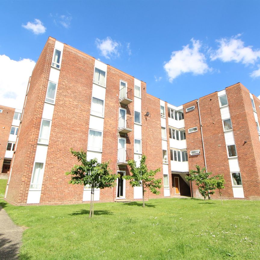 Bentleigh Court, Greenstead Road, Colchester - Photo 1