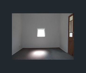 Neat & Tidy 2 Bedroom Home with Rumpus Room - Photo 1