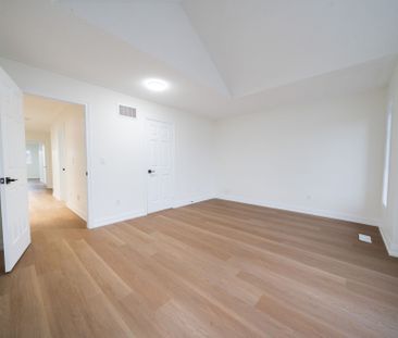 For Lease - 643 Warhol Way, Mississauga, Ontario - Photo 3