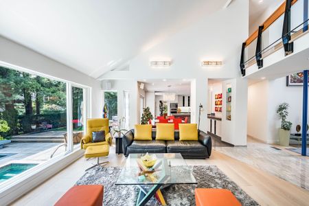 For Lease - 1 Friars Lane, Toronto, Ontario - Photo 2