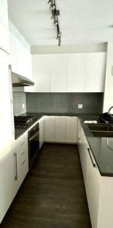 (pet friendly) near walmart 2rm+2bath for rent - Photo 1