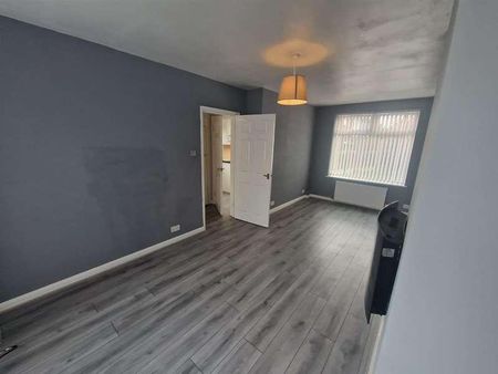 Lawton Avenue, Bootle, L20 - Photo 3