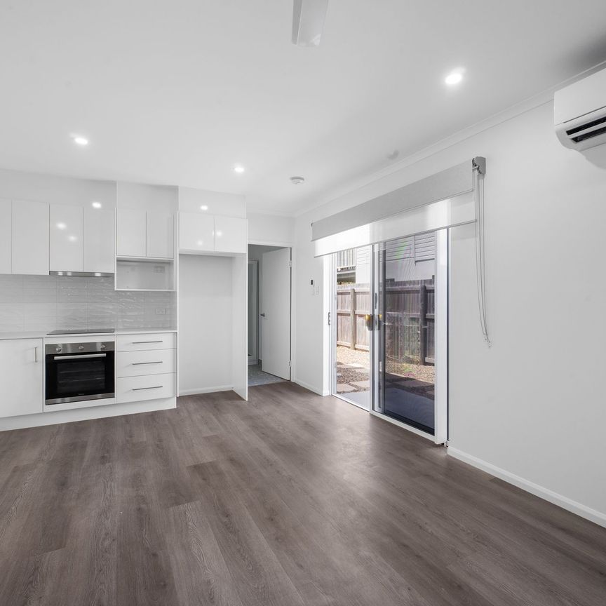 Brand New Studio Apartment – Stylish Open-Plan Living&excl; - Photo 1