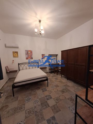 Ενοικίαση κατοικίας, 50 τ.μ., Άρτεμις, 650 € - Photo 2