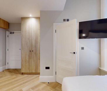 Studio to rent - Photo 2