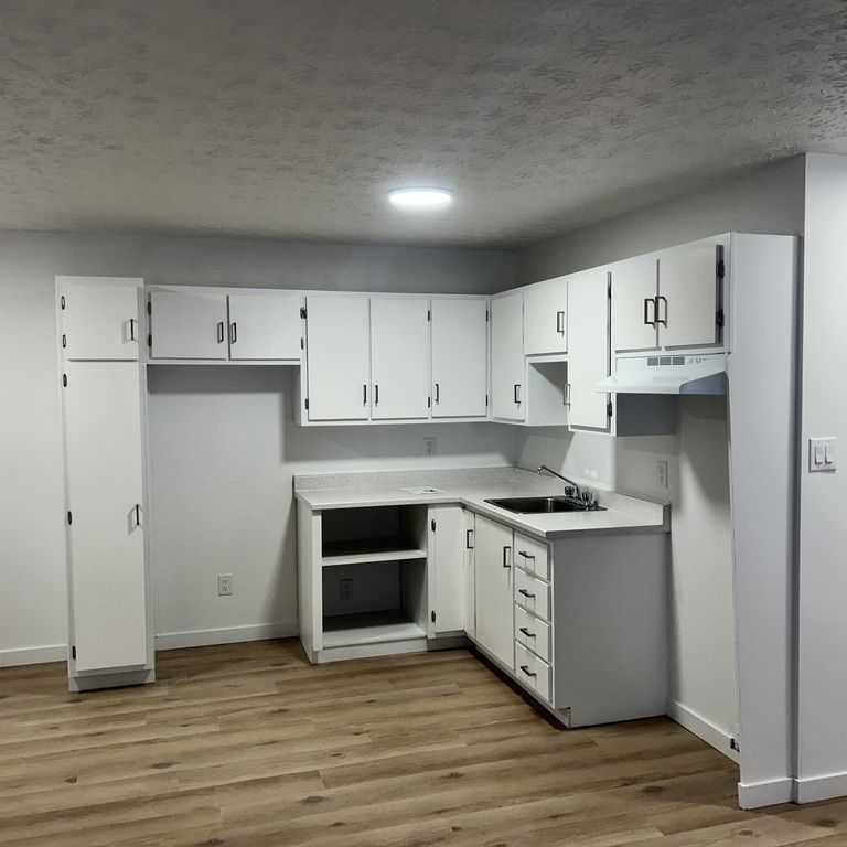 BEAU 3 1/2 |TOUT INCLUS|MAGOG - Photo 1