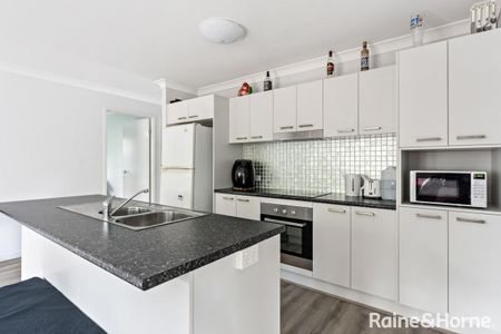 17 Carol Memorial Road, Collingwood Park, QLD 4301 - Photo 4