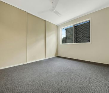 Family Living in a Quiet Cul-de-Sac - Photo 4