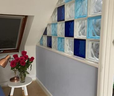 Large Spacious Ensuite Attic Room - Photo 2