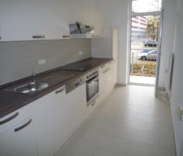 Robert-Koch-Str. 40, Wohnung 5 ~~~ Einbauküche, Balkon, Bad mit Wan... - Photo 5