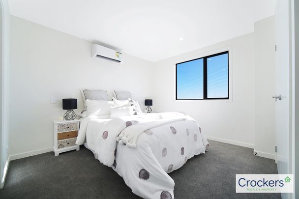 2 bed & 2 lounge - Photo 1