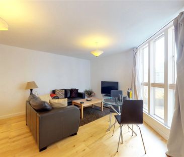 Water Gardens Square, London, SE16 6RG - Photo 1