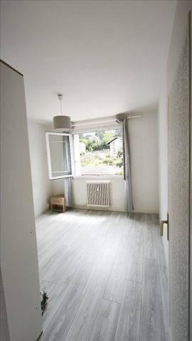 4 pièces - Meublé - 76 m² - 6ème étage - Colocation non autorisée - Photo 4