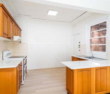 Bellevue Hill - Photo 1