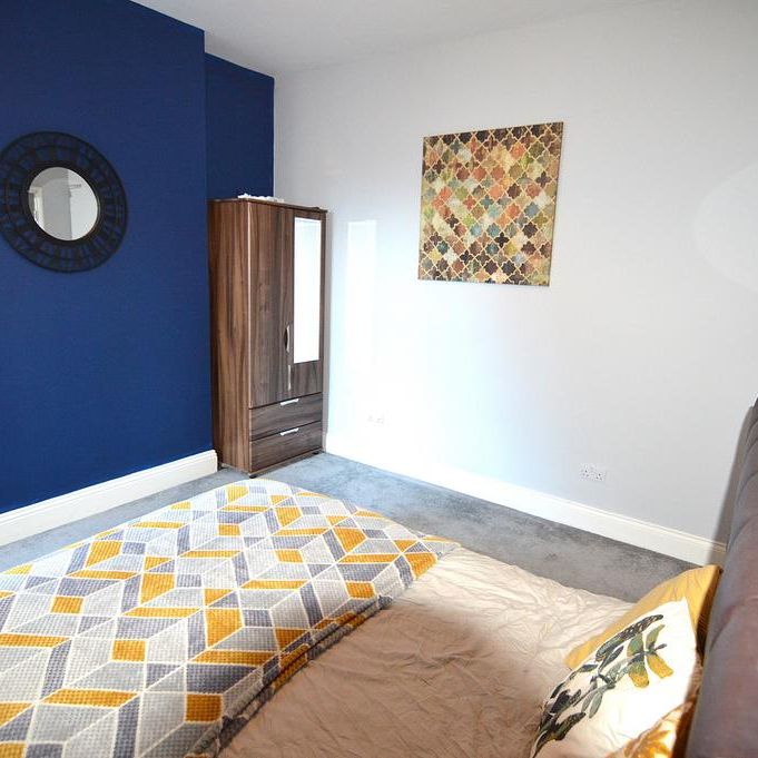 1 bedroom in a house share to rent - Photo 1