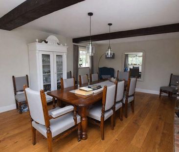 4 bedroom semi-detached house to rent - Photo 4